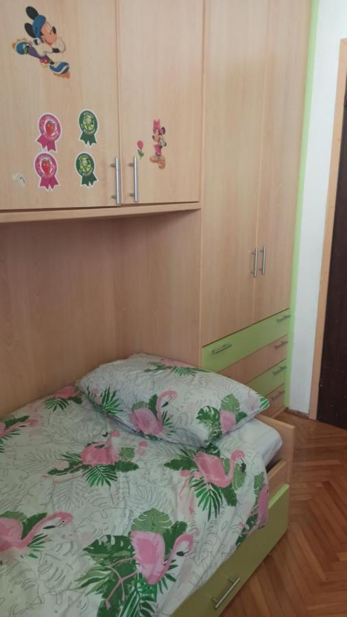 Apartman Paola Ловран Экстерьер фото