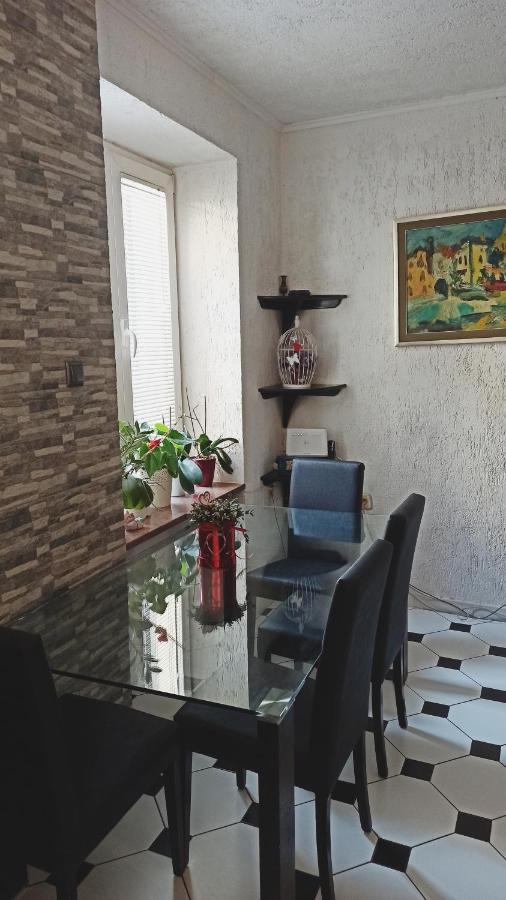 Apartman Paola Ловран Экстерьер фото